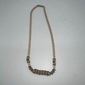 Retro Pooka Bead Necklace‎